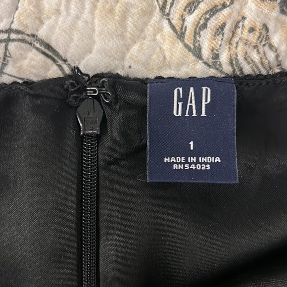 GAP black sleeveless dress size 1 with bow - Picture 5 of 10